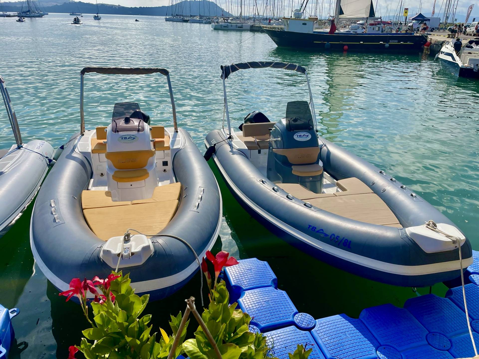 Noleggio Senza Patente a Talamone, Maremma Toscana – Gommone 2 BAR 62 con Mercury 40CV per max 7 Persone